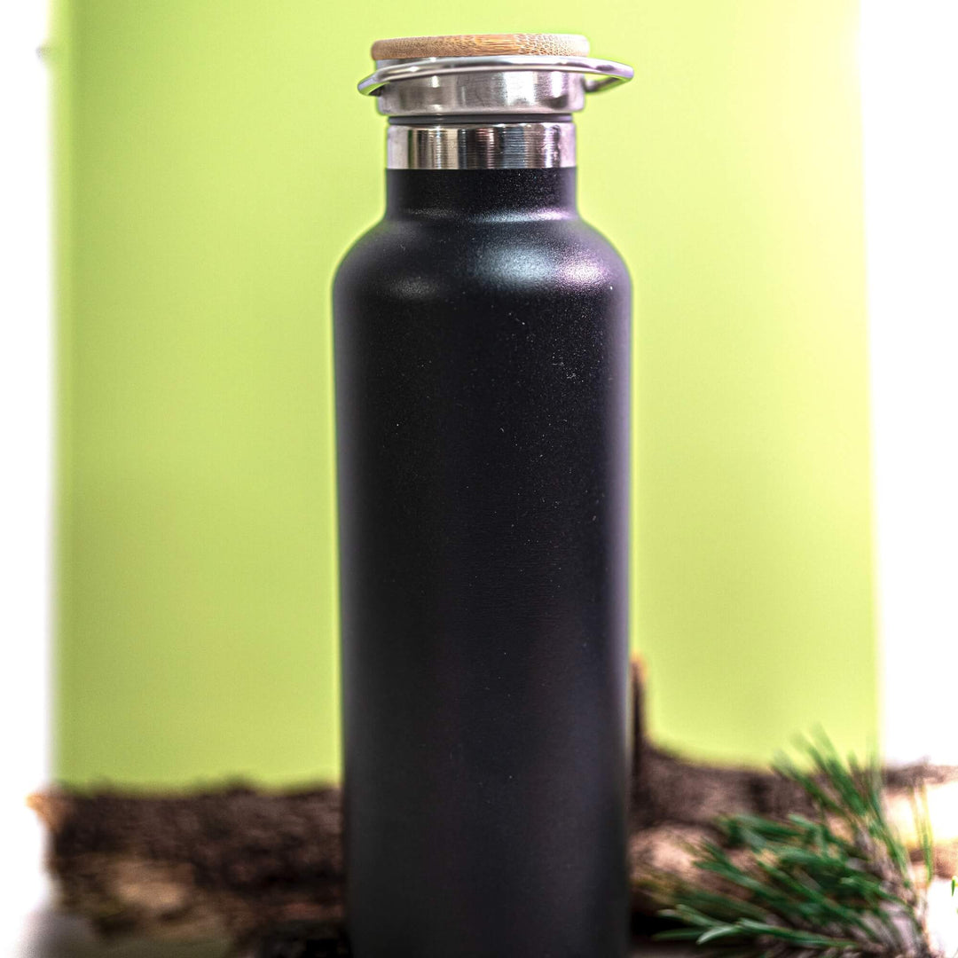 Stainless steel water bottle